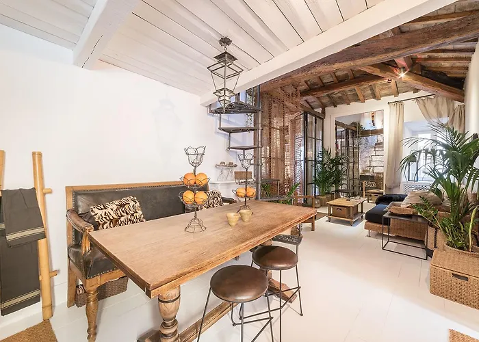Loft&terrace - Elevated Elegance At Navona Апартаменты *